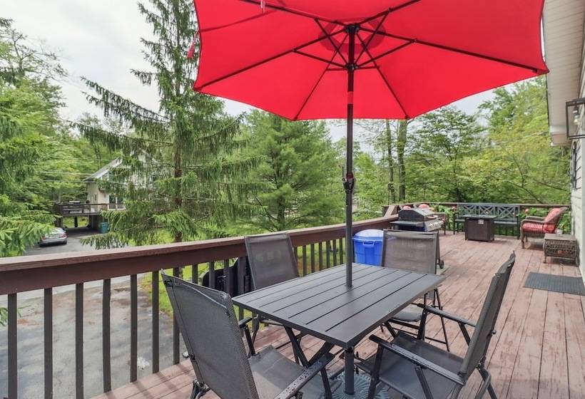 Tobyhanna Home W/ Fire Pits   9 Mi To Kalahari!