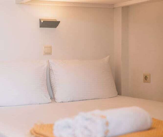 Eressian Lodgings Apartments