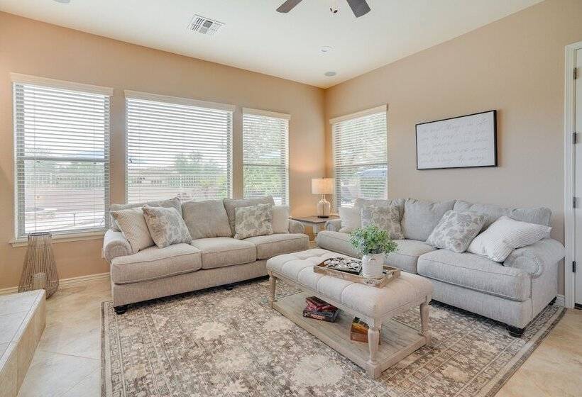 Goodyear Oasis W/ Private Pool & Hot Tub!