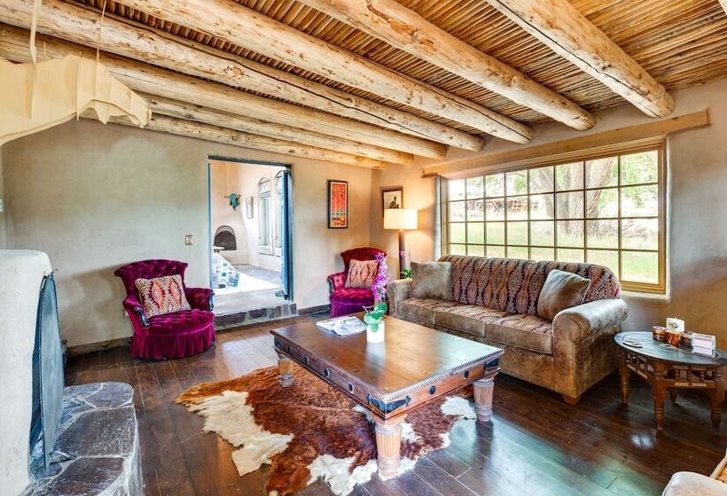 Historic Millicent Rogers Guest House W/ Hot Tub