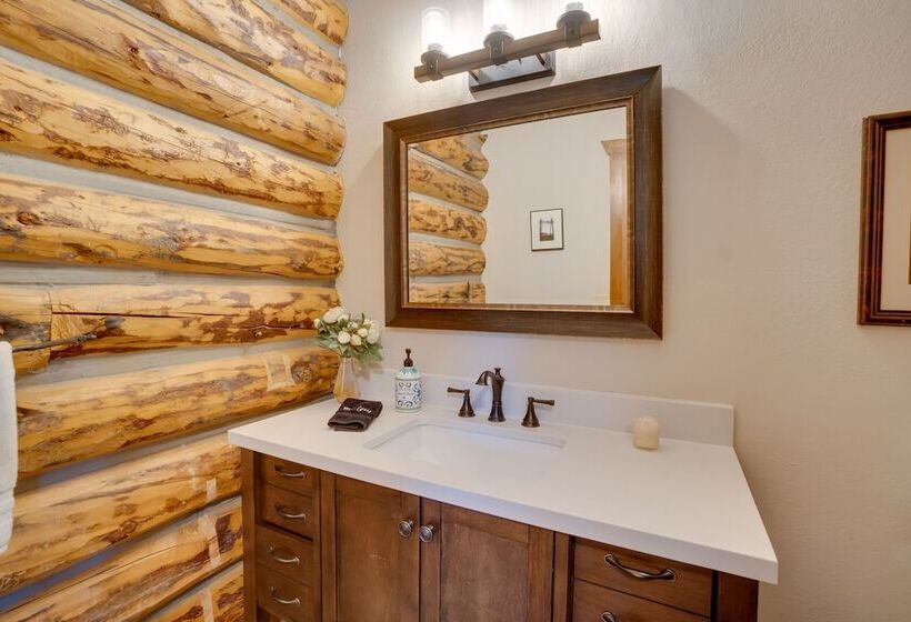Heated Pool + Mtn Views: Log Cabin In Parker!