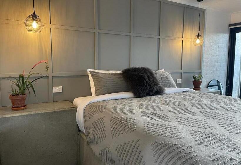 Motel3858