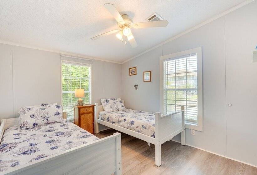 Panama City Home W/ Private Pool, Walk To Beaches!