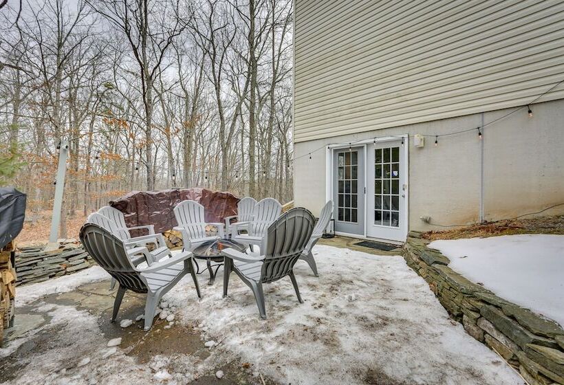 Pet Friendly Lackawaxen Home W/ Gas Grill!