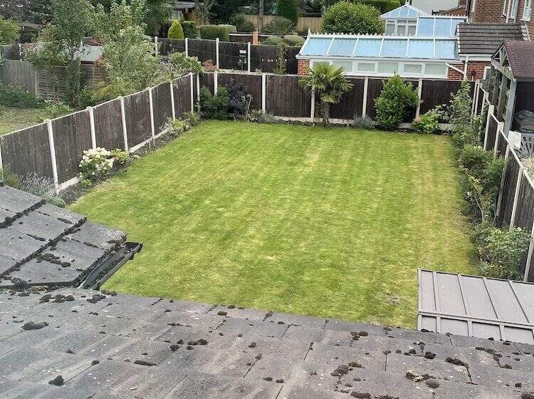 اقامتگاه Beautiful 5 Bed House In Walsall