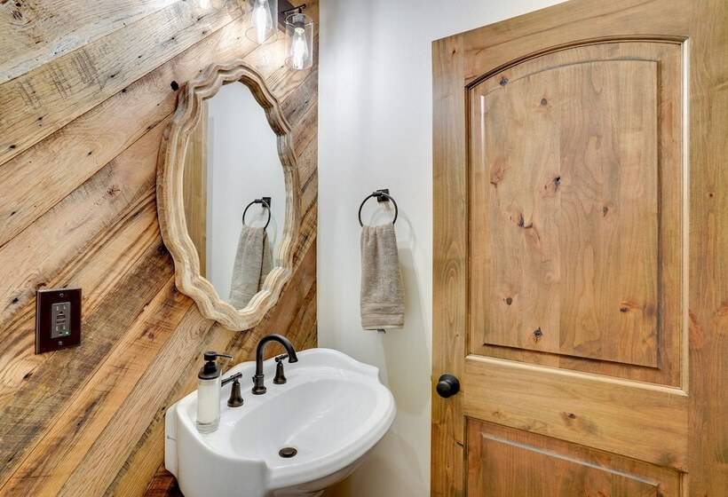 Sedona Home W/ Private Hot Tub & Red Rock Views!