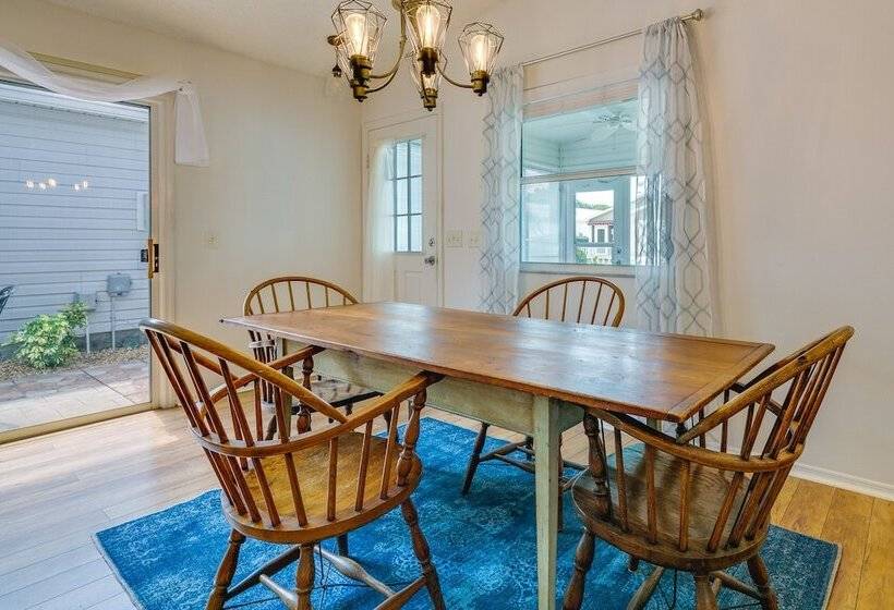 Home W/ Pool + Pickleball Access In The Villages!