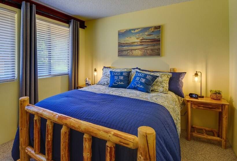 Westport Retreat W/ Pool Table: Walk To State Park