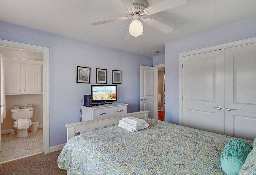 41st Ave   7 41st Avenue