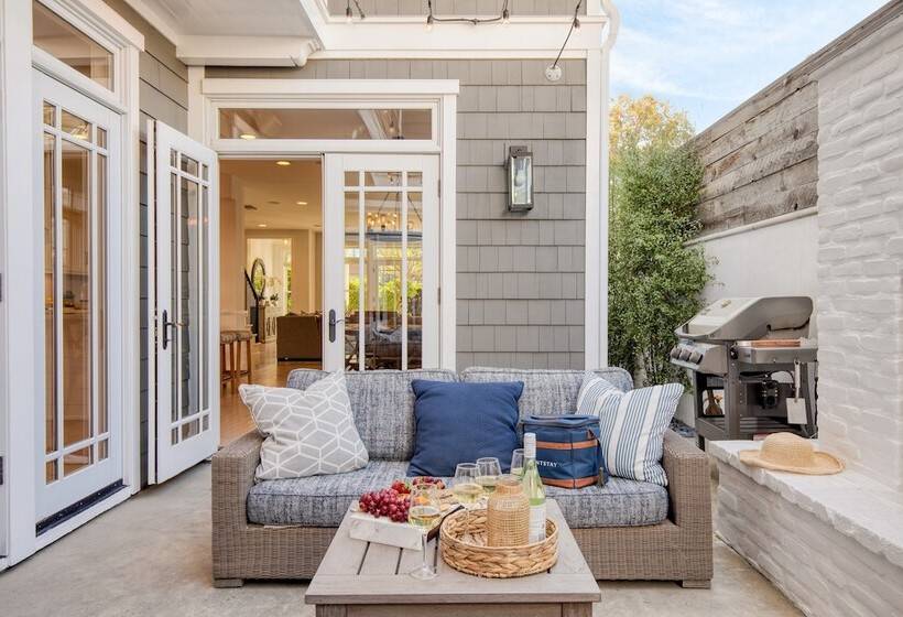 Emerald Cove By Avantstay Mins To Beach & Pier