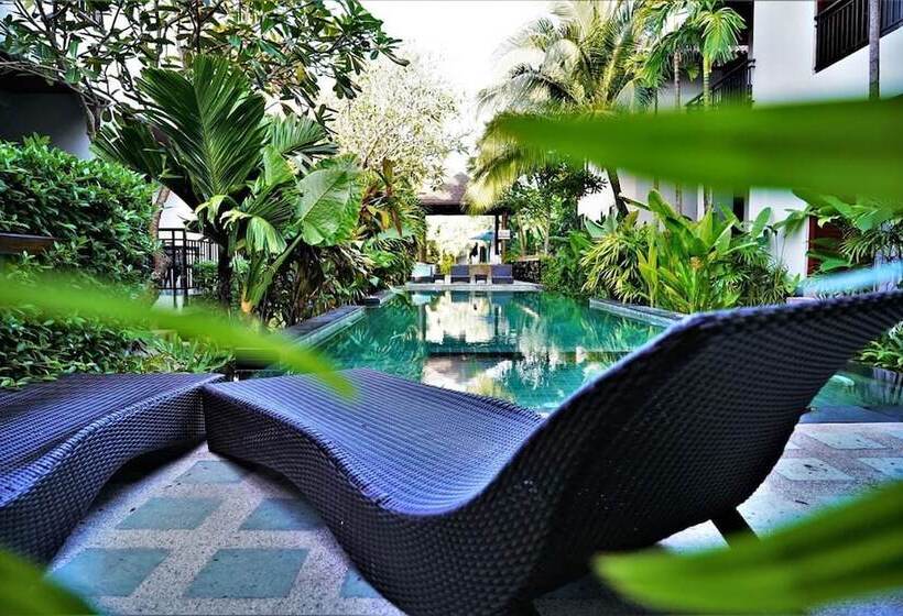 فندق Coco Paradiso Phuket