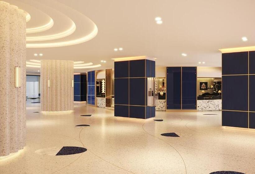 هتل Fontainebleau Las Vegas