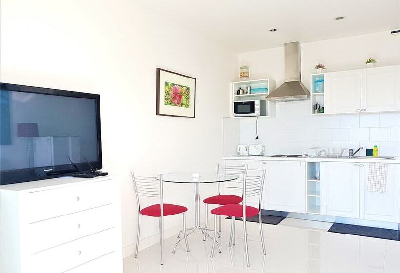 酒店 Kb Apartments 1 Karon Beach By Phr