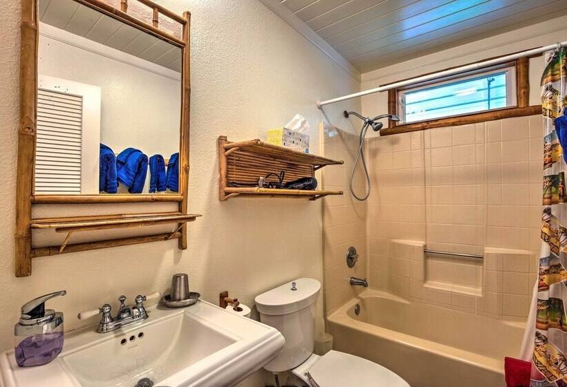 Melemele  Kapa A Cottage: 1 Block To Beach!