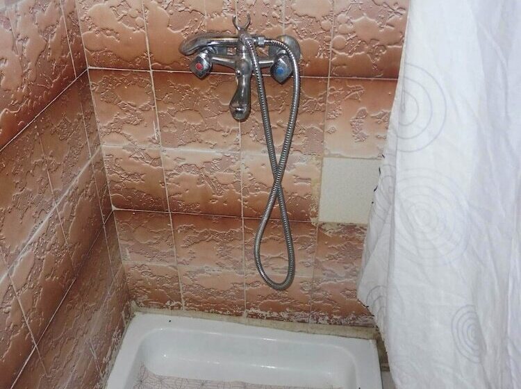 פנסיון Ul. Dinka Trinajstića 10