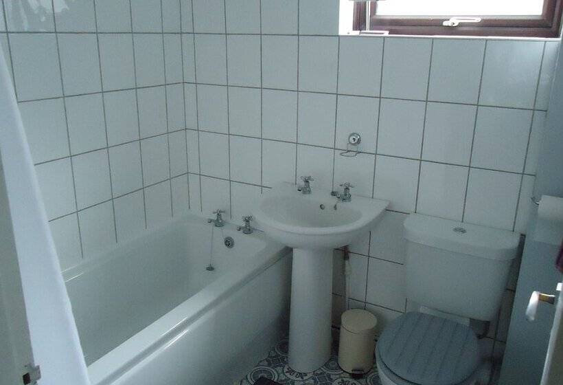 레지던스 3 Bed House Mkt Deeping   Nr Peterborough Stamford