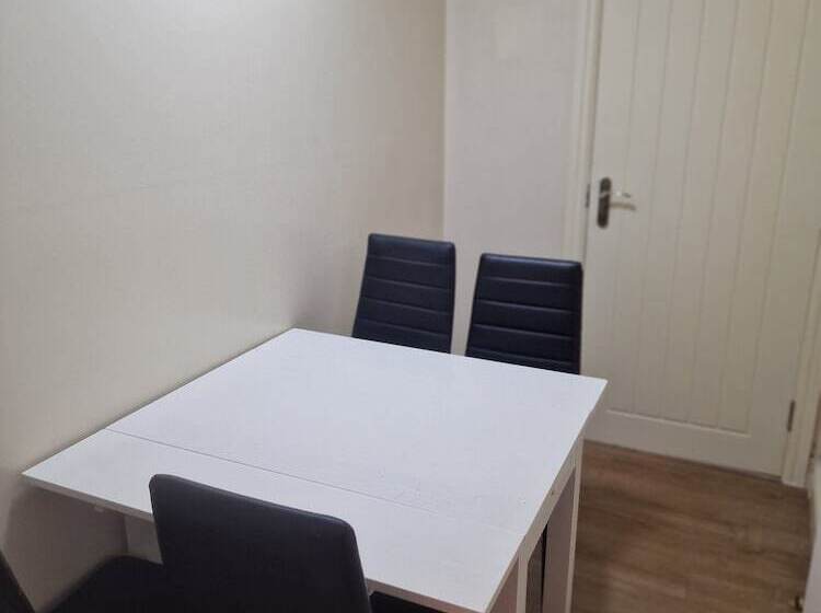 住所  Beautiful 1 Room House In London