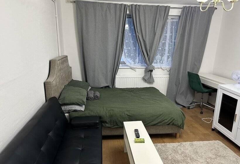 레지던스 Great 5 Bed Wembley Home 25min From Central London