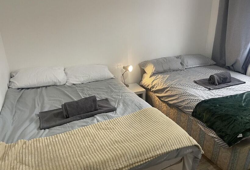 레지던스 Great 5 Bed Wembley Home 25min From Central London