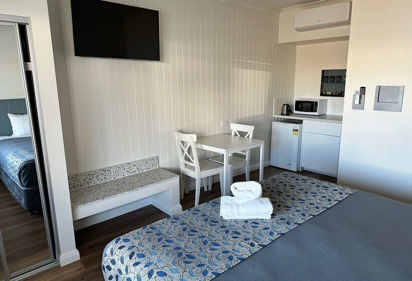 Surf Beach Motel Newcastle