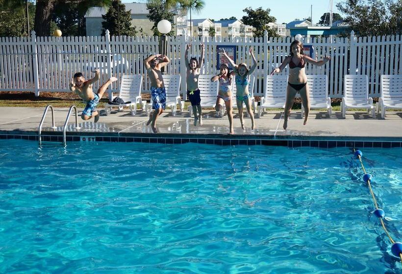 Windjammer Villas I