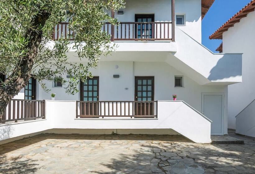 Eleon Suites Afytos