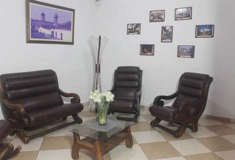 فندق Casona Real