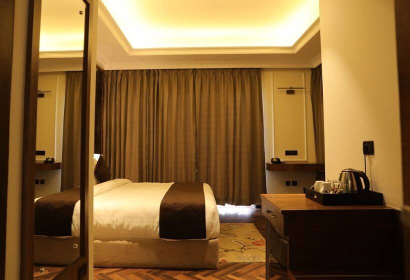 בית מלון כפרי Pagoda Centurion