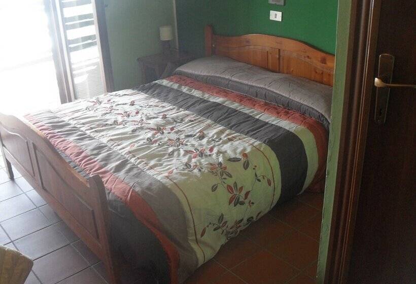 فندق Rifugio Alantino