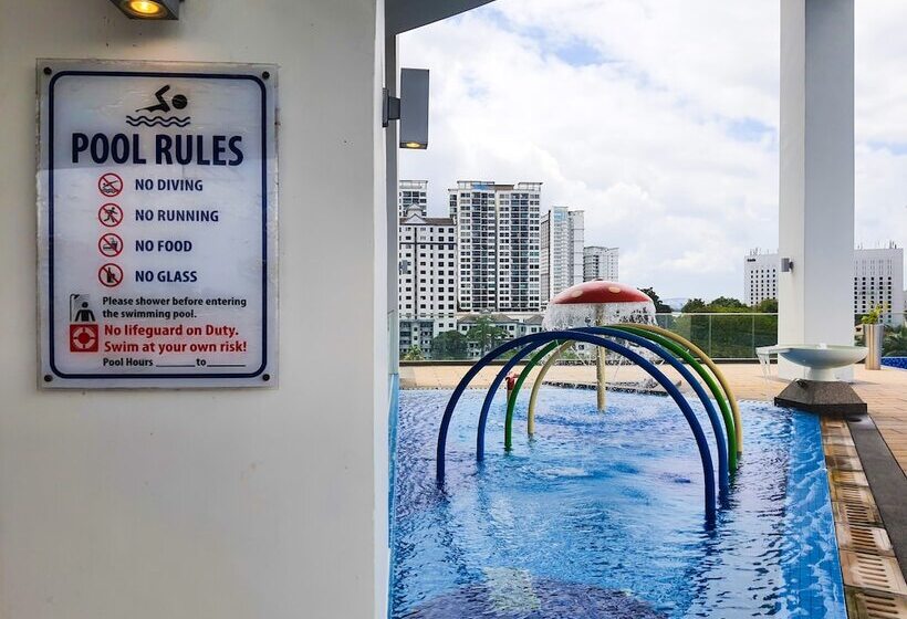 فندق The Straits Suites & Residences