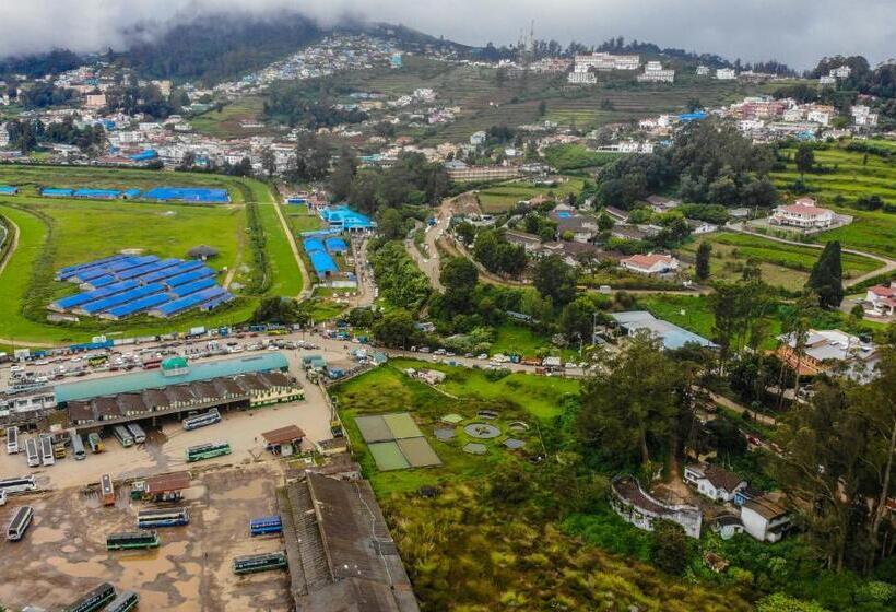 בית מלון כפרי Trident