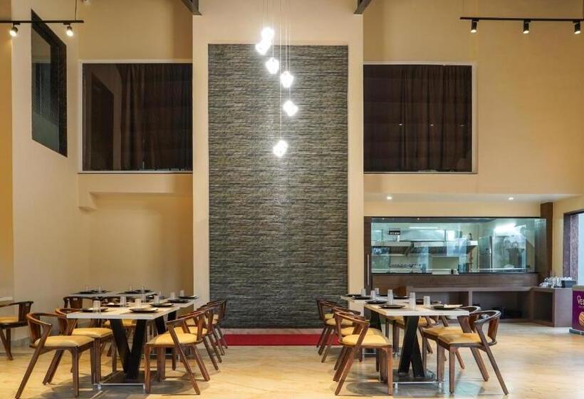 בית מלון כפרי Trident