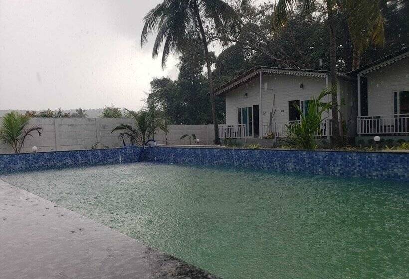 هتل White Truffle Resort