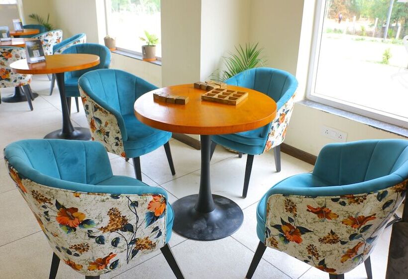 Tulip Arena Hotel Club Event By Sgl