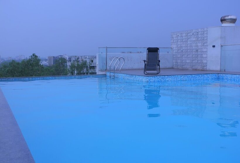 Tulip Arena Hotel Club Event By Sgl