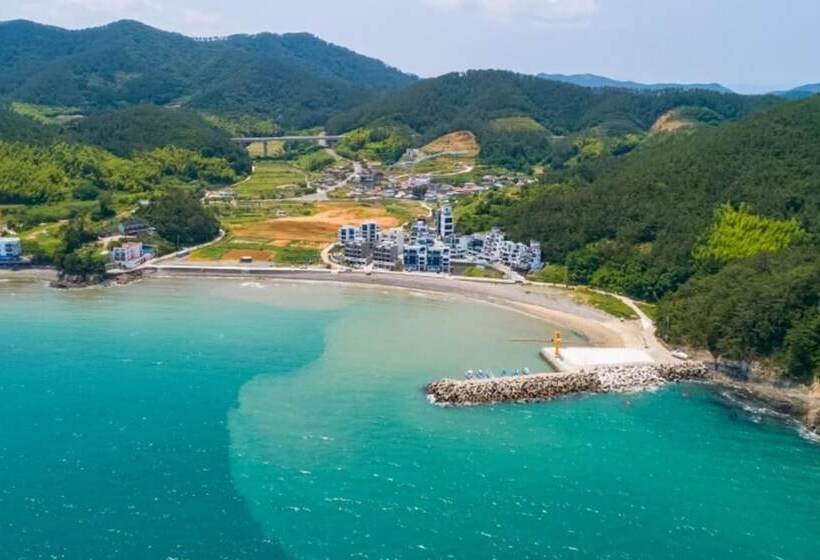 Geojedo Aquarius Dumo Spa Pension