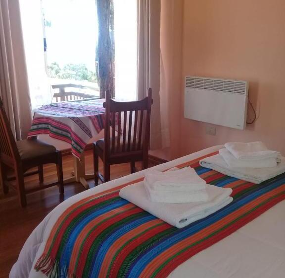 هتل Hostal Quilla Wasi Isla Del Sol
