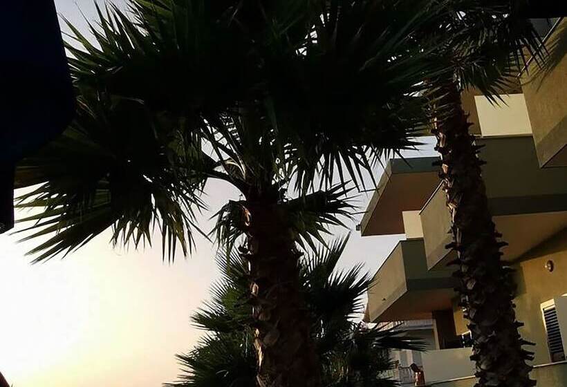 هتل Jaho