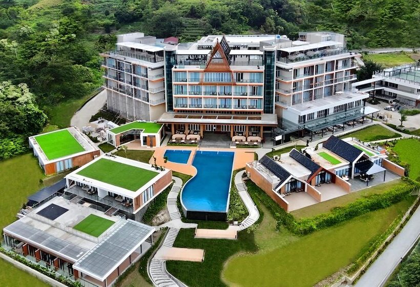 هتل Marianna Resort & Convention Tuktuk Samosir