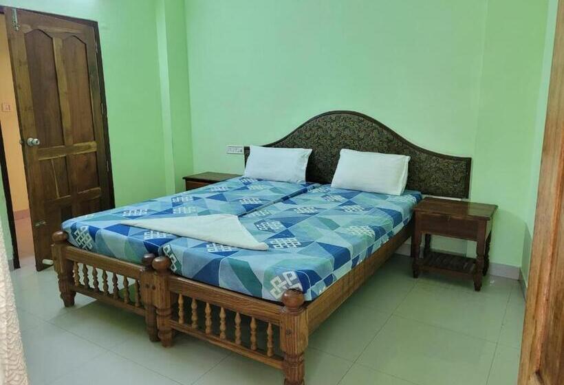 ホテル Sea Star Beach Resort Kovalam