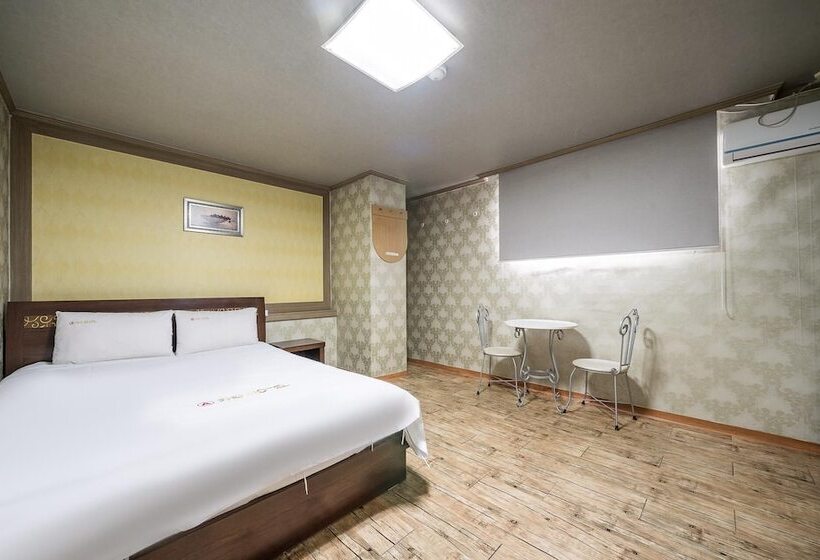 מוטל Andong Kara