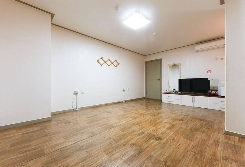 מוטל Hongsung Dongyang