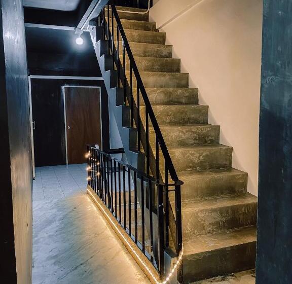 107 Hostel