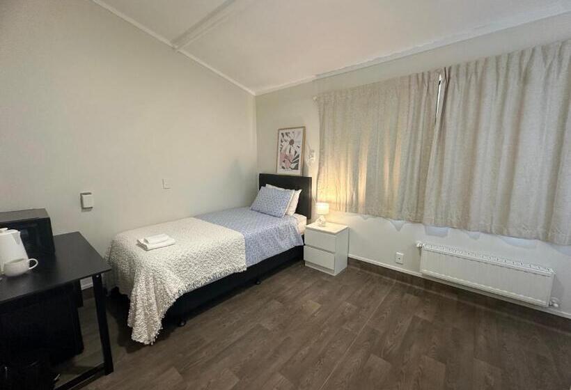 فندق صغير Eden Lodge