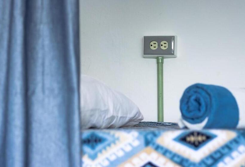هاستل Hostal Cuca Macuca