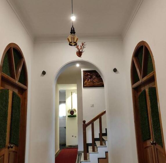 Anurag Inn B&b