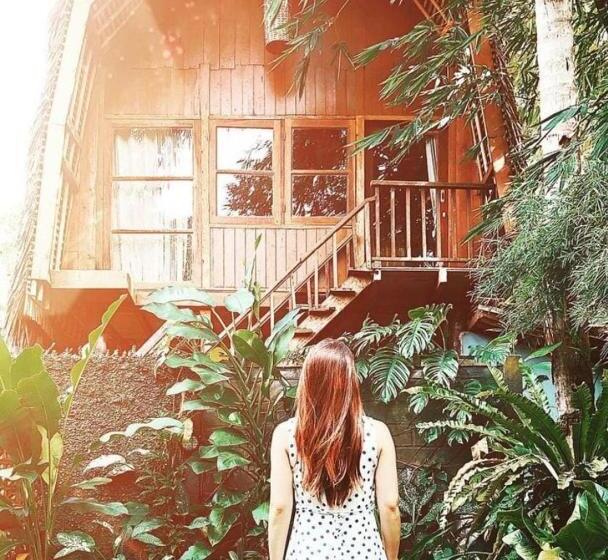 Bed and Breakfast Cinde Wulung Bed & Resto