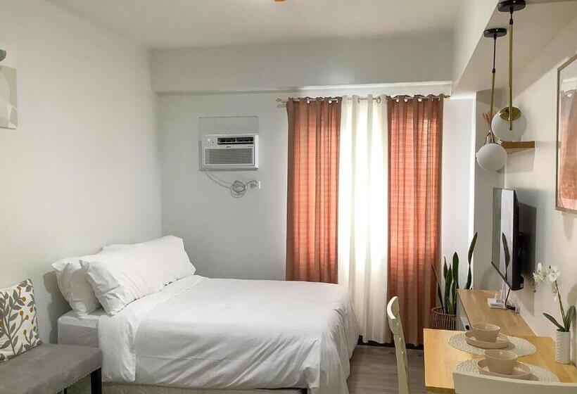 Symfoni Nichols Bossa Tower 2