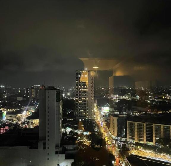 فندق Homey Studio In Avida Towers Davao