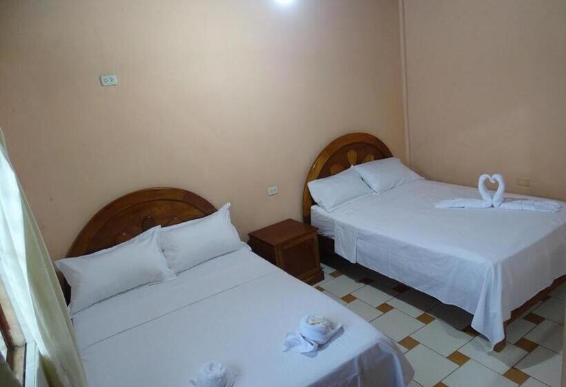호텔 Hostal Residencial Ucayali